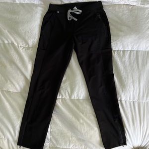 Small Figs Scrub Bottoms